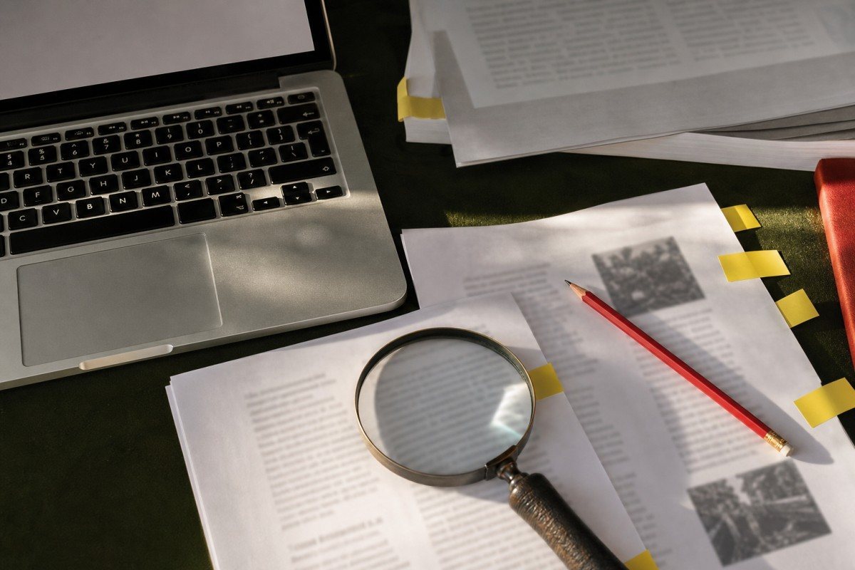 Redactieteam werkt aan een marketingkalender maken die ruimte laat voor echte gesprekken